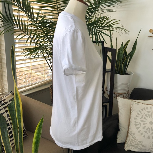 COPY - White XOXO tee - Picture 3 of 5